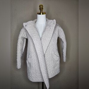 Cozy Cable Knit Sweater - Cream